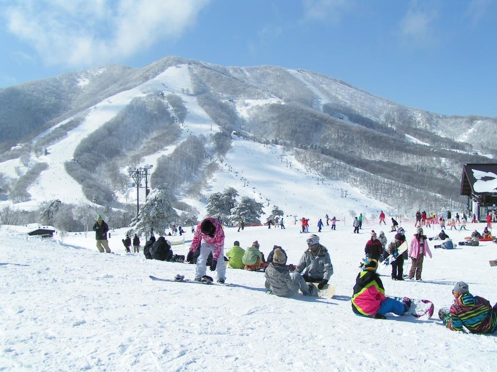 Madarao Elm Pension Iiyama Exterior foto